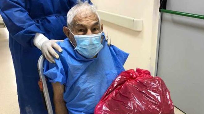 El paciente continuar� con el proceso de aislamiento en su hogar.