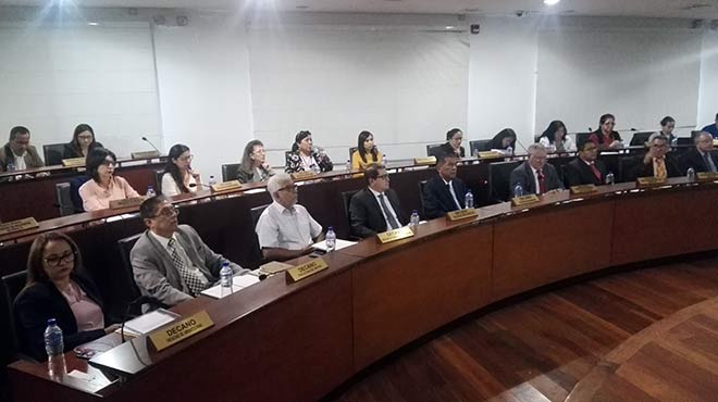 Decanos de las facultades y escuelas de Ciencias de la Salud.