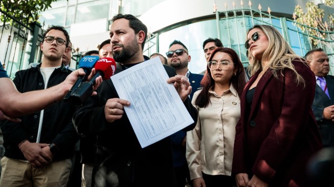 Adrin Castro, asamblesta de ADN.
