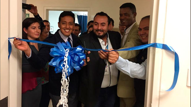 Autoridades de Coordinacin Zona 3 en inauguracin de 'Aula Hospitalaria'.