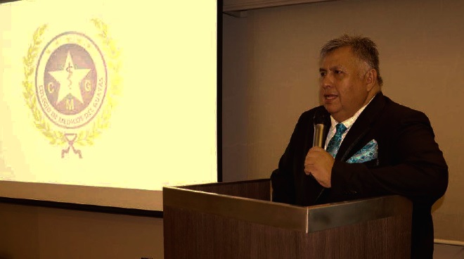 H�ctor Rosero, presidente del CMG, inaugurando la velada. 