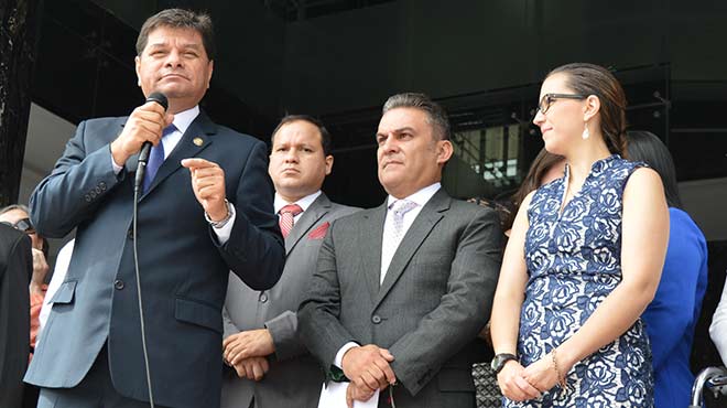 William Garzn, Ernesto Carrasco, Jos Serrano y Vernica Espinosa.