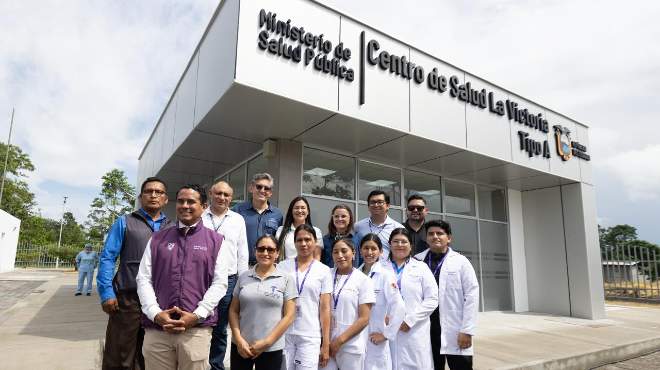 Inauguración del centro de salud.