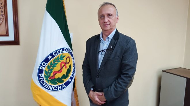 Carlos Crdenas, presidente del Colegio de Mdicos de Pichincha.