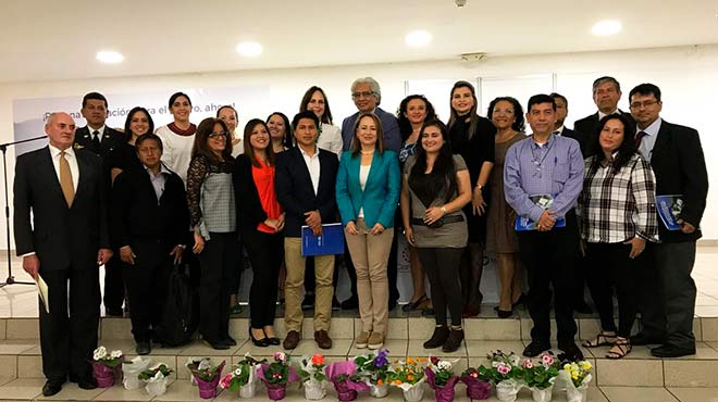 Miembros de la Coalicin STEM Ecuador.
