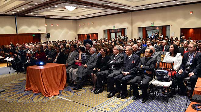 Asistentes a la Ceremonia del Da del Mdico Ecuatoriano. 