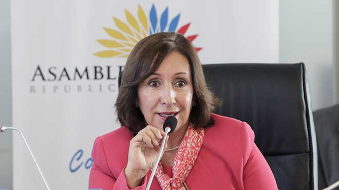 Doris Solz, asamblesta.