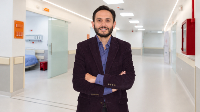 Dr. José Miguel Delgado Chávez, director médico de Novaclínica Santa Cecilia.