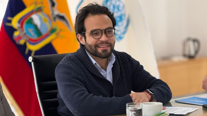 Edgar Lama, ministro de Salud. 
