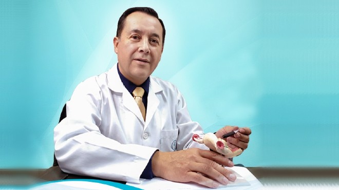 Edgar Rivera, autor principal de la gu�a.