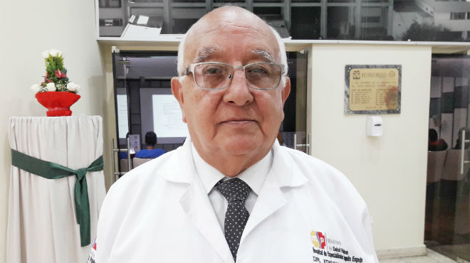 Edison Ypez, mdico oftalmlogo del Hospital de Especialidades Eugenio Espejo.