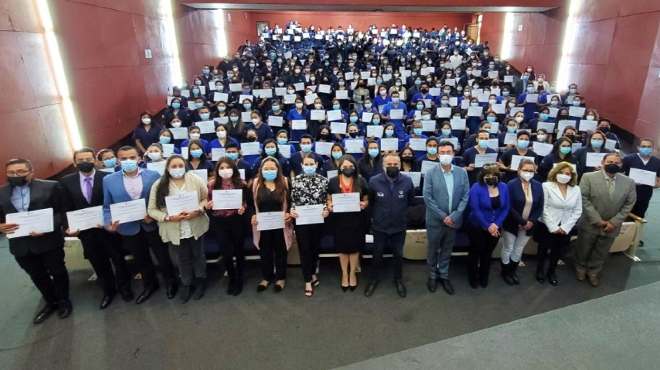 Los participantes han recibido sus certificados.