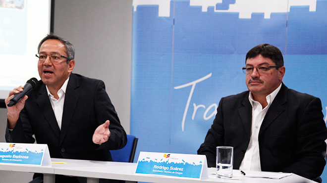 Augusto Espinosa, ministro de Educacin y Rodrigo Surez, secretario tcnico de Drogas.