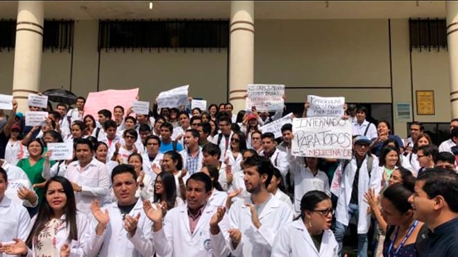 Las manifestaciones de los estudiantes se mantienen.