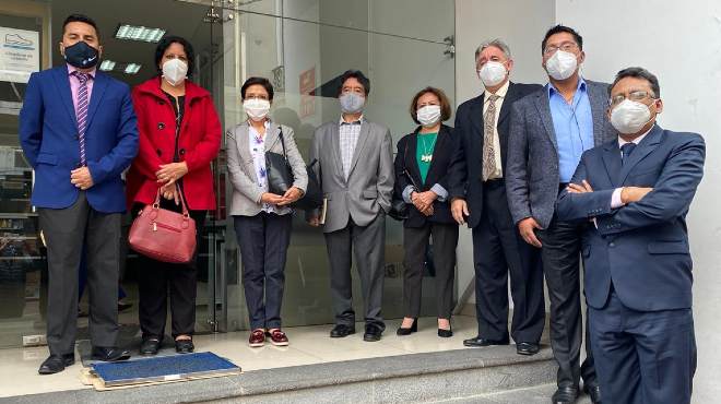 Miembros de la Federacin Nacional de Qumicos Farmacuticos y Bioqumicos Farmacuticos del Ecuador.