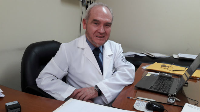 Fernando Alarcn, jefe  de la unidad neurodegenerativa del HEEE.
