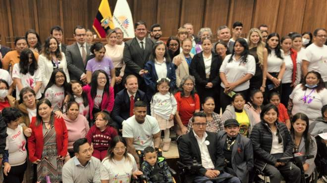 Presentacin de FENER en la Asamblea Nacional.