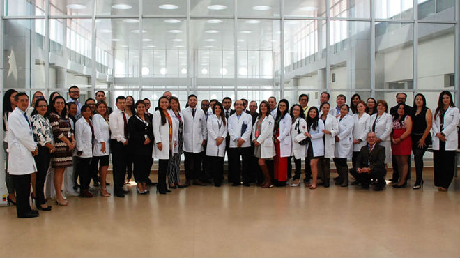  Participantes del Primer Concurso Interhospitalario de Casos Clnicos.