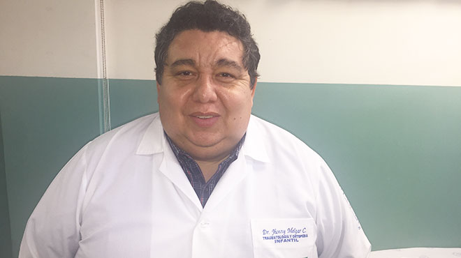 Jhonny Melgar, jefe de Traumatologa del Hopital Roberto Gilbert.