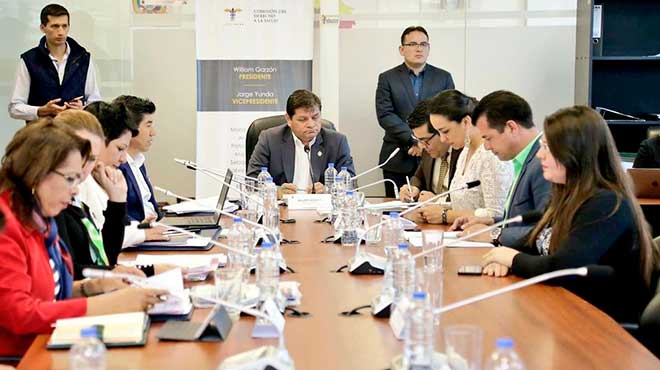 Comisi�n Especializada del Derecho a la Salud.