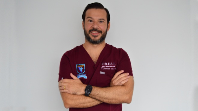Luiz Gustavo Quadros, endoscopista bariátrico de Brasil.