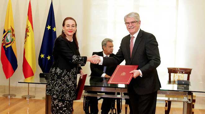 Mara Fernanda Espinosa y Alfonso Dastis