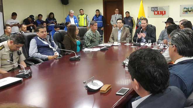 Mauricio Rodas, alcalde de Quito, en rueda de prensa.