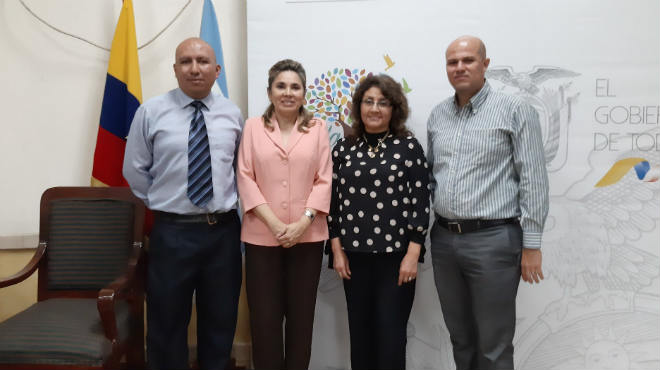 Autoridades del INSPI y SAE inaugurando el curso de capacitaci�n en Guayaquil.