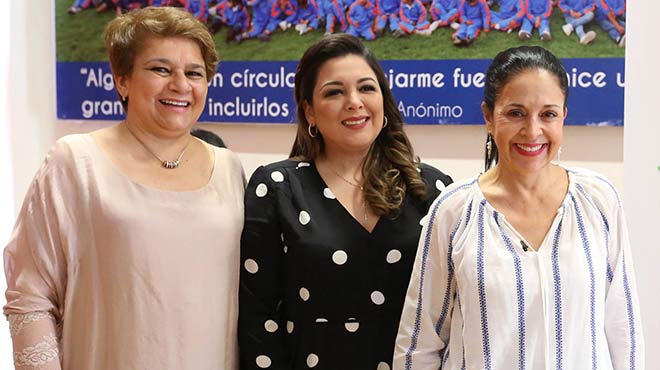 Nancy de Maldonado, Gina Castagneto y Roco Gonzlez de Moreno