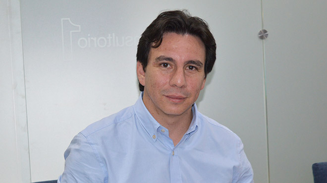 Napolen Salgado, cirujano baritrico del Hospital Metropolitano.
