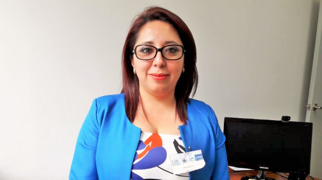 Paola Vlez, pediatra e investigadora ecuatoriana.