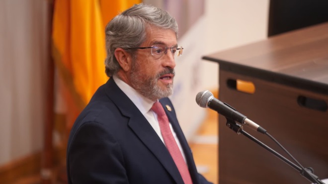 Jos Ruales, ministro de salud.