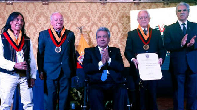 Enrique Males, Fernando Cazn, Lenin Moreno, Marcelo Cruz, Ral Prez Torres.