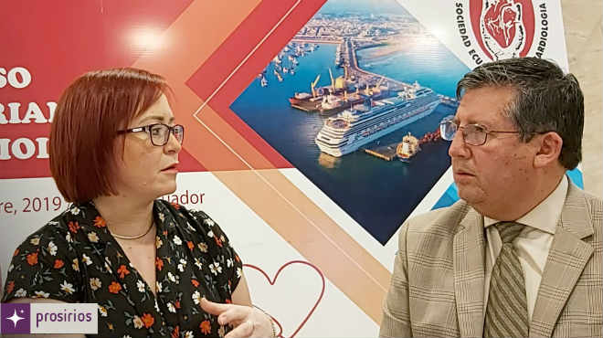 Eloisa Buzetta, presidenta de la Sociedad Ecuatoriana de Cardiolog�a, y Juan Carlos Ar�valo, director m�dico de Prosirios.