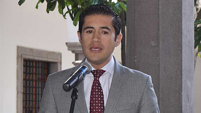 Richard Martnez, ministro de Finanzas.