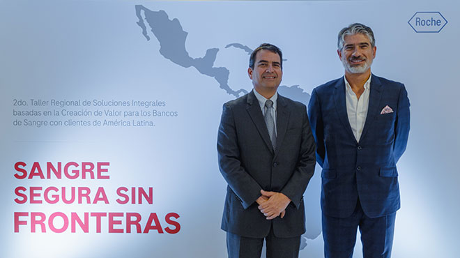 Roberto Taboada, gerente general de Roche Diagn�stica para Ecuador y Per�; Juan Carlos Serrano, director de Desarrollo de Negocios de Roche Diagn�stica LATAM.
