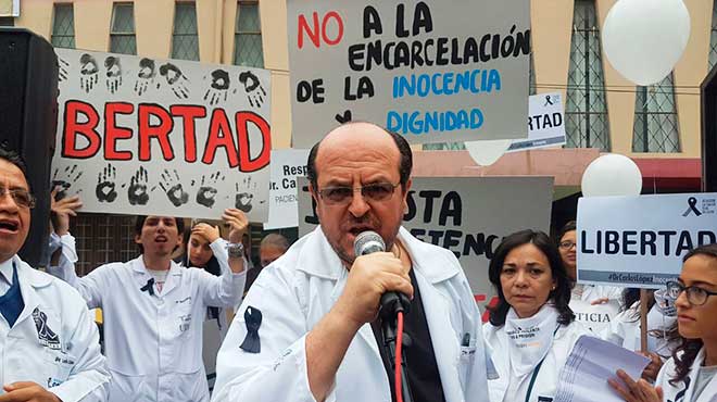 Santiago Carrasco, presidente del Colegio Mdico de Pichincha.