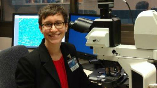 Audrey Schuetz, mdica y microbiloga.