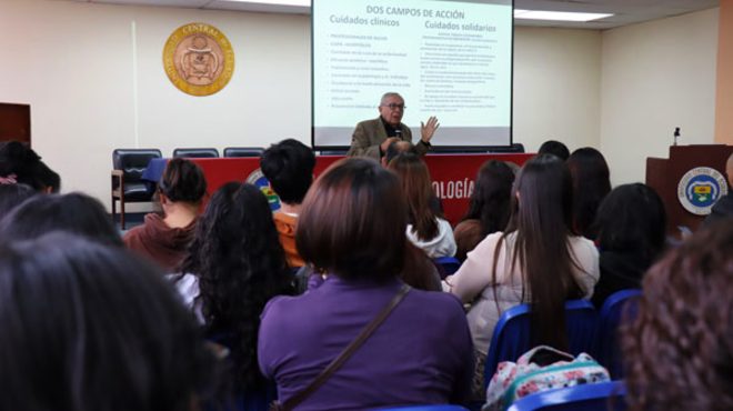 Charla de Adalberto Barreto, de Brasil, creador de la Terapia Comunitaria Integrativa (TCI).