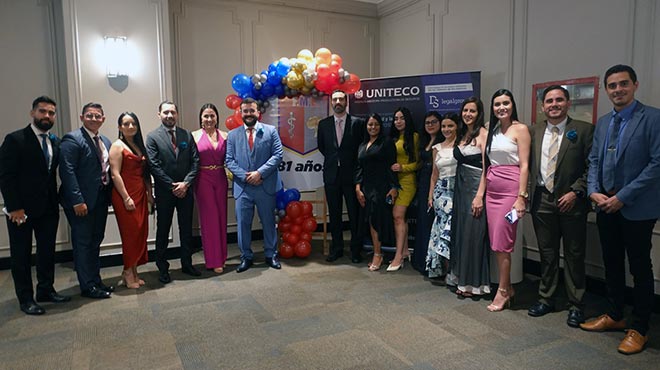 Equipo de Uniteco Ecuador y Ds Legal Group.