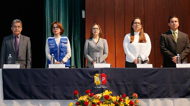 Oswaldo Surez, Aida Soto, Vernica Espinosa, Inti Kory Quevedo y Ronald Cedeo.