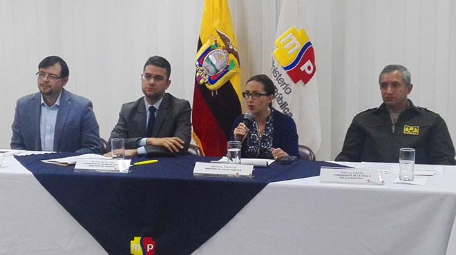 Juan Carlos Galarza, Andrs de la Vega, Vernica Espinosa y Patricio Carrillo.