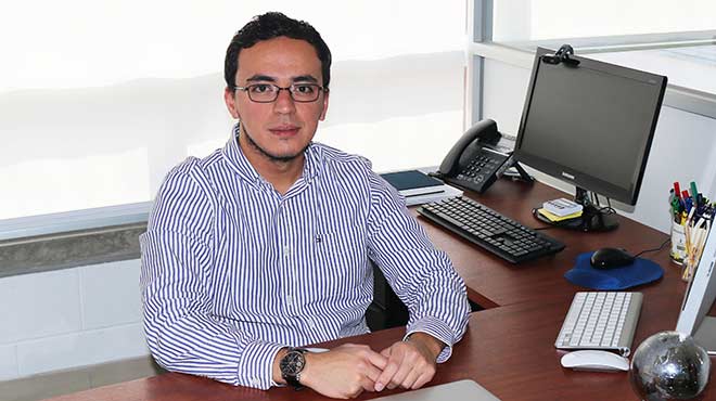 Andr�s L�pez, investigador de la UTE.