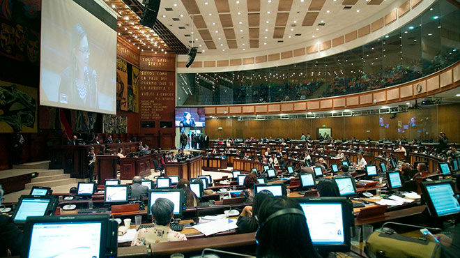 En la discusin del COS participaron 22 asamblestas y 23 actores externos.