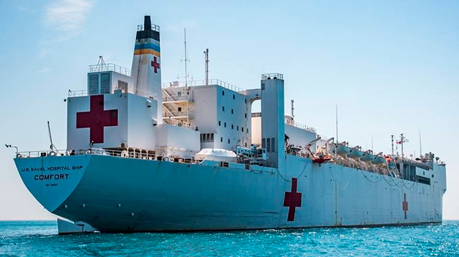 Buque hospital USNS Confort.