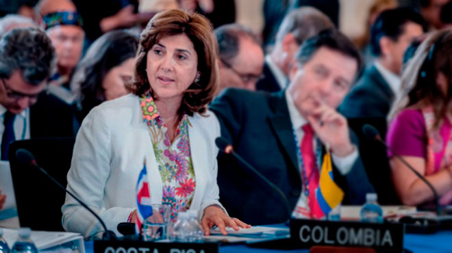 Mara ngela Holgun, ministra de Relaciones Exteriores de Colombia.