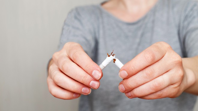 Para reducir los da�os asociados con el consumo de cigarrillos se debe evitar la iniciaci�n en el h�bito de fumar.