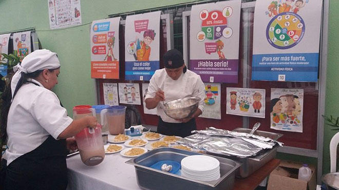 Bares escolares ofrecen un men amigable y nutritivo. 