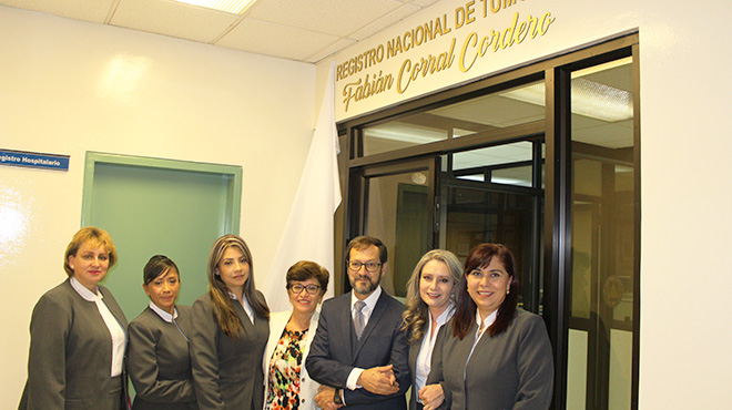 Equipo del Registro Nacional de Tumores de Quito.