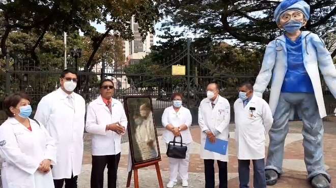 Representantes del Frente de Gremios de Profesionales de salud del Guayas.